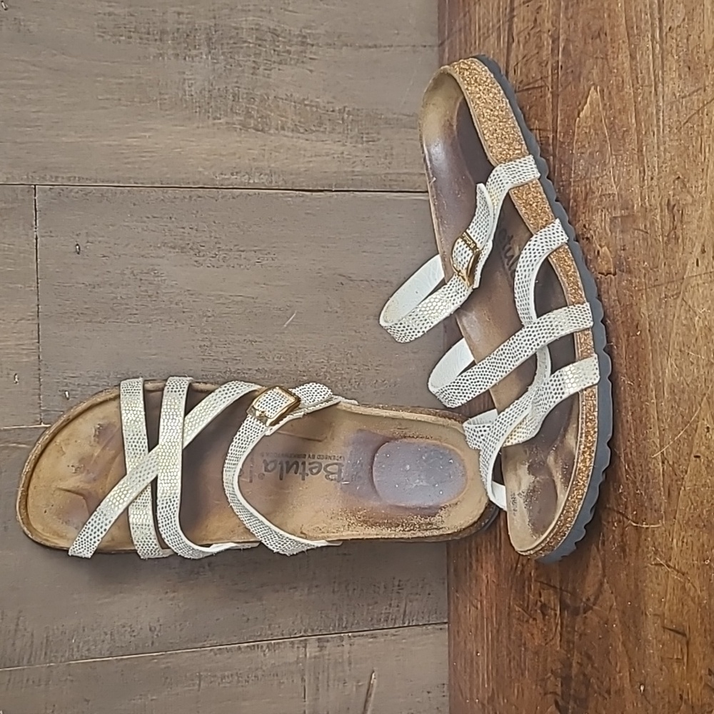 Birkenstock Sandals Women's sz 40/9 US Betula X Buckle Iridescent Snakeskin Sand